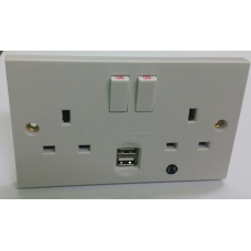 DOUBLE MAINS SOCKET WiFi CAMERA 